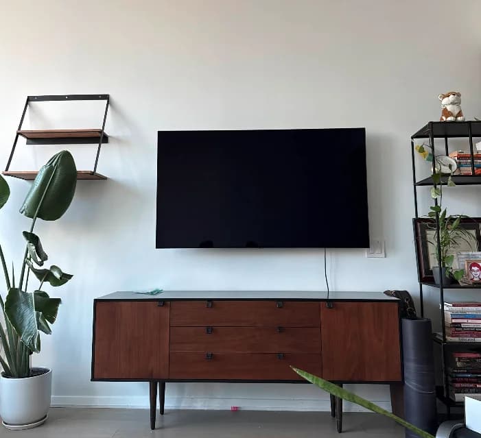 How to Mount a TV on the Wall — Complete Guide